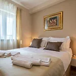 Apartmán Flores Luxury Suites-rogoznica *