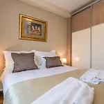 Apartmán Flores Luxury Suites-rogoznica