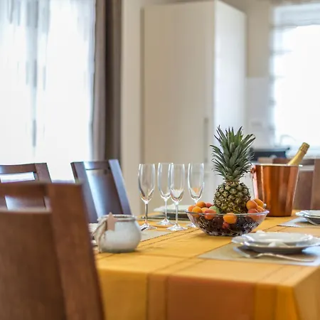 Flores Luxury Suites-rogoznica * Rogoznica (Sibenik-Knin)