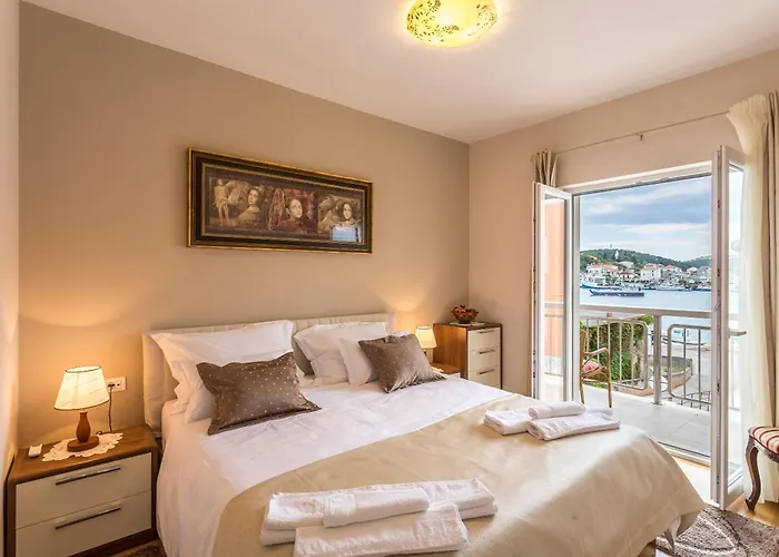 Апартаменты Flores Luxury Suites-rogoznica *