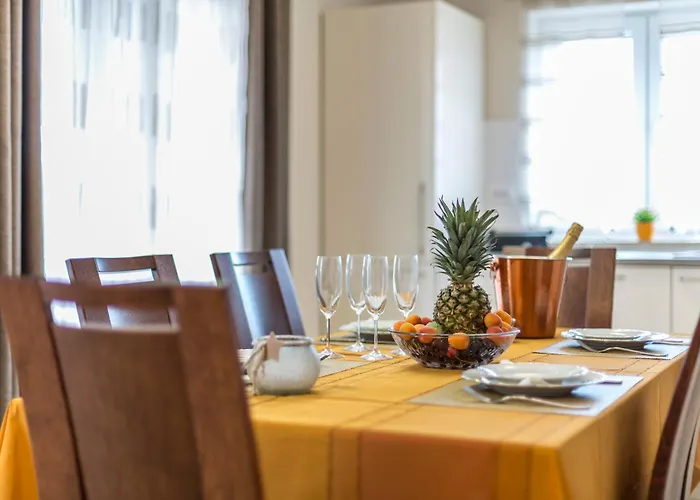 Flores Luxury Suites-rogoznica * Рогозница