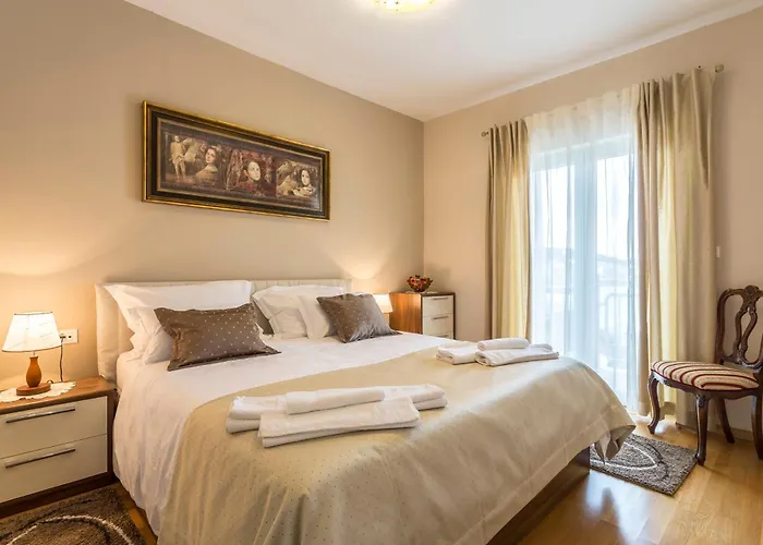 Апартаменты Flores Luxury Suites-rogoznica